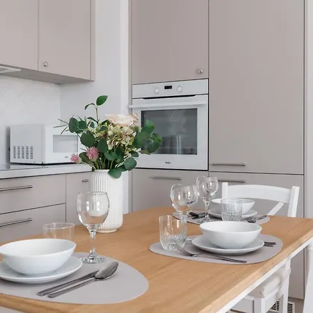 White Elegance With Ac & Parking Garage By Renters Apartment Poznan